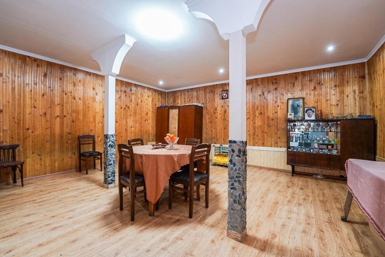 Bori'S Guesthouse Ushguli Exterior foto